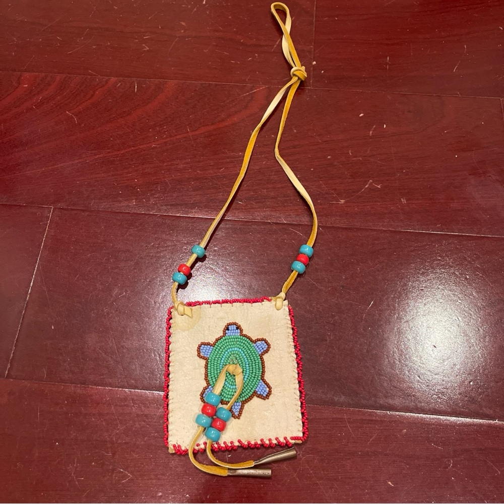 Native American leather Hyde beaded medicine pouch turtle